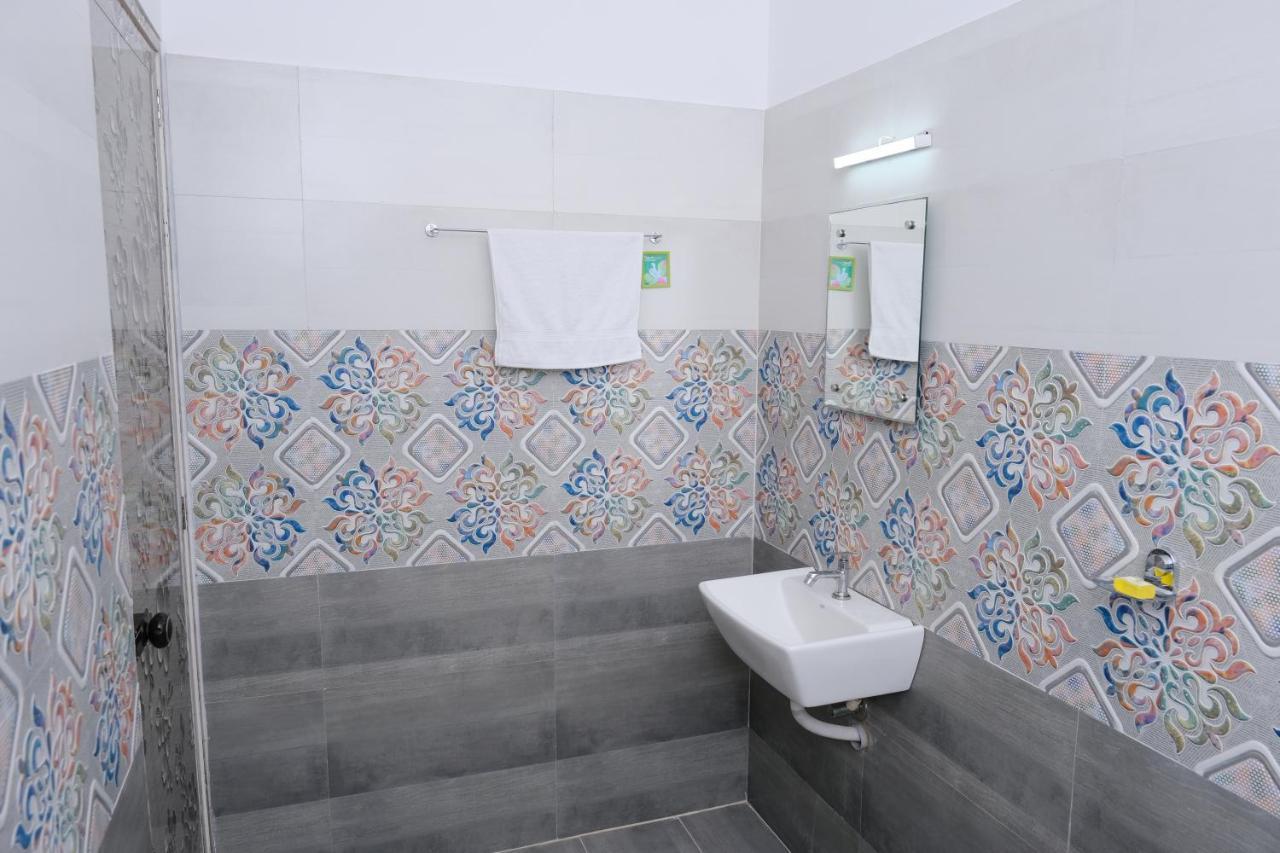 Serene Stay Alappuzha Екстериор снимка